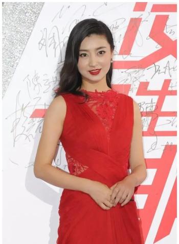 颜值秒杀杨紫的10位女星，个个都是倾城绝色  -图9