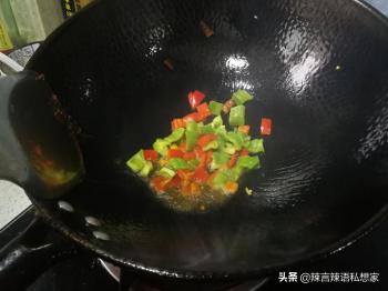 家常版宫保肉丁，做法简单，该脆的脆，该嫩的嫩，口感丰富味道赞  -图5