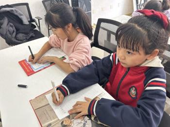 垦利街道育才社区举办“写好中国字，传承文化精髓”硬笔书法课堂  