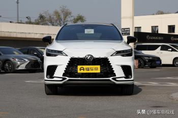 新车 | 轴距提升60毫米，配三套混合动力，实拍全新一代雷克萨斯RX  -图2